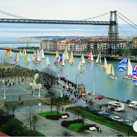 Gran Bilbao 3 - 3 Bedrooms Apartment *