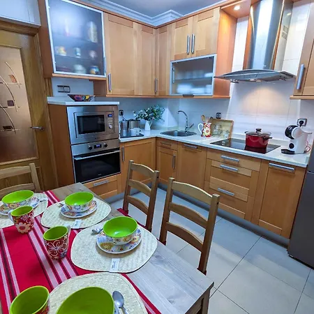 Gran Bilbao 3 - 3 Bedrooms *