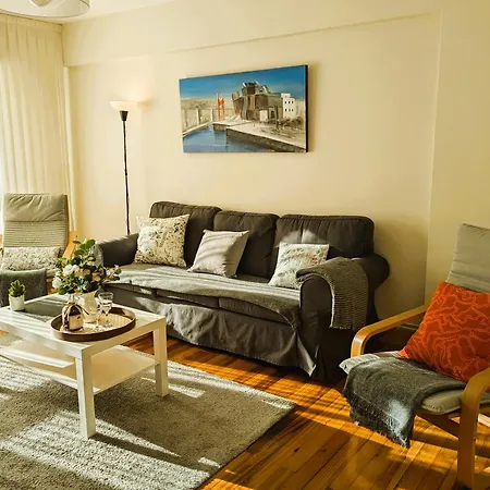 Gran Bilbao 3 - 3 Bedrooms Apartment Portugalete